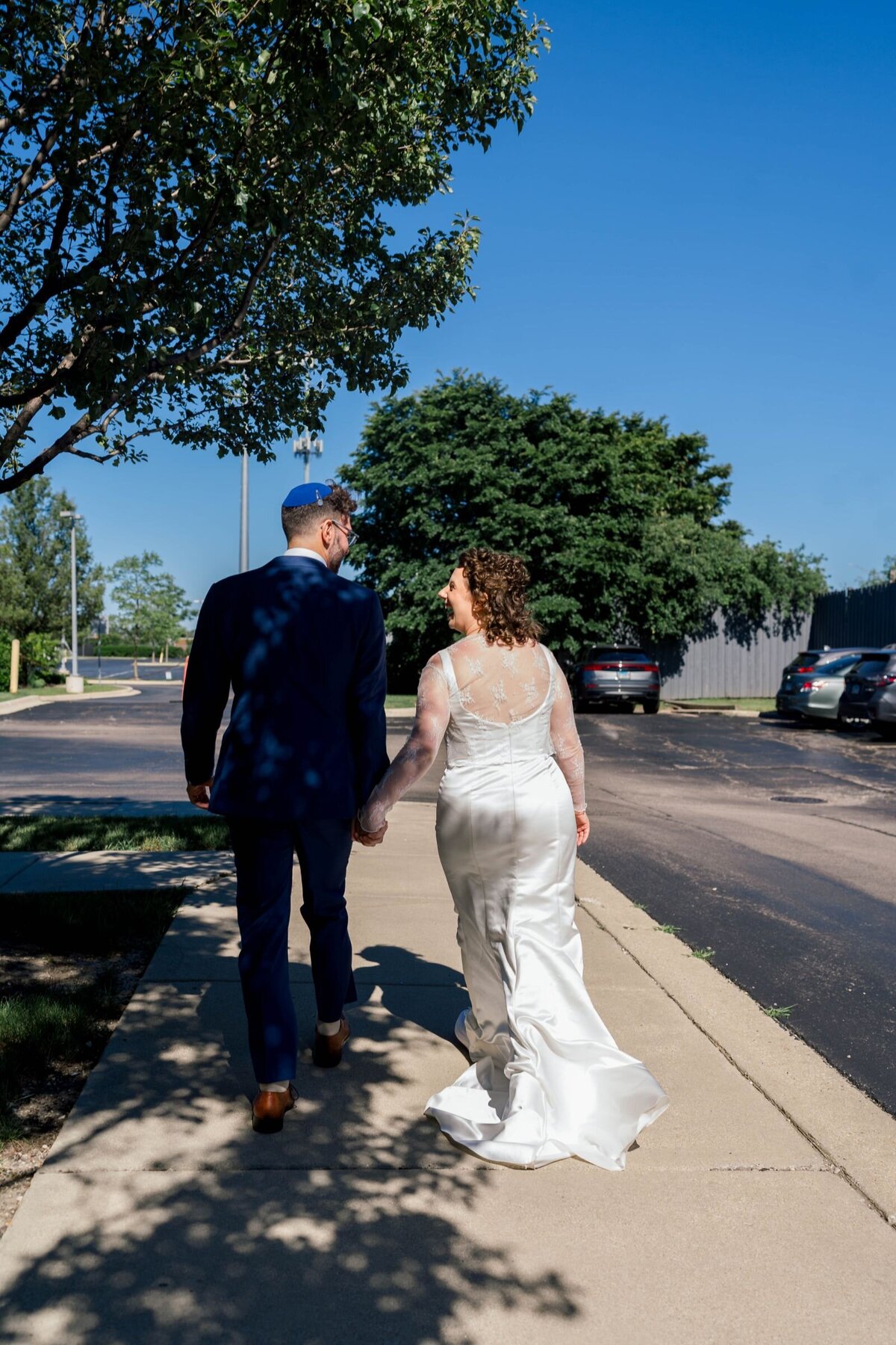 Eliana-Melmed-Photography-Chicago-LosAngeles-Jewish-WeddingPhotography-ShulaNoah-CouplesPortraits-00012