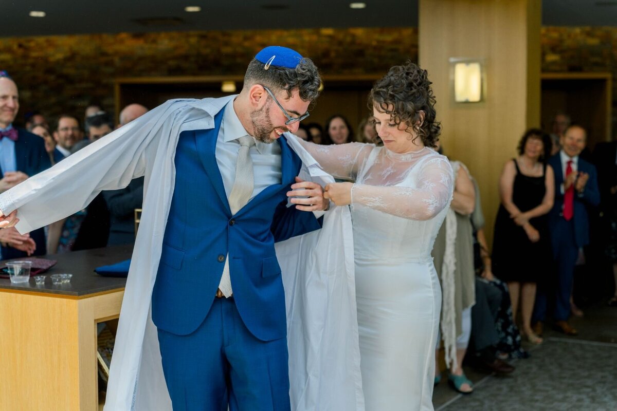 Eliana-Melmed-Photography-Chicago-LosAngeles-Jewish-WeddingPhotography-ShulaNoah-Tisch-00229