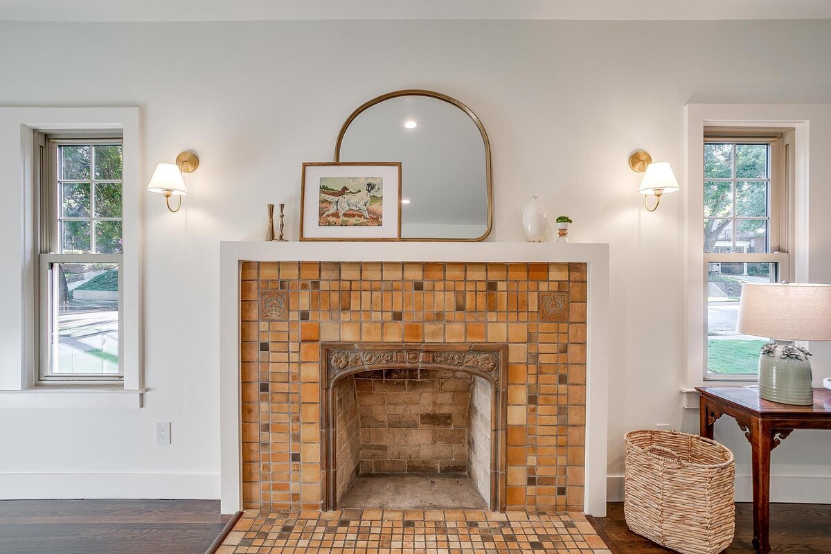 cocoloba homes cockrell ave living room fireplace