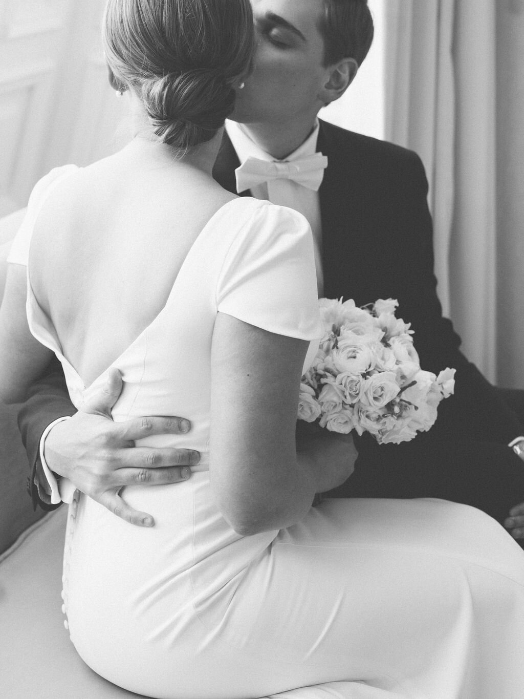 Ellen-Ashton-photography-Dallas-Wedding-Photographer-Adolphus-hotel-wedding37
