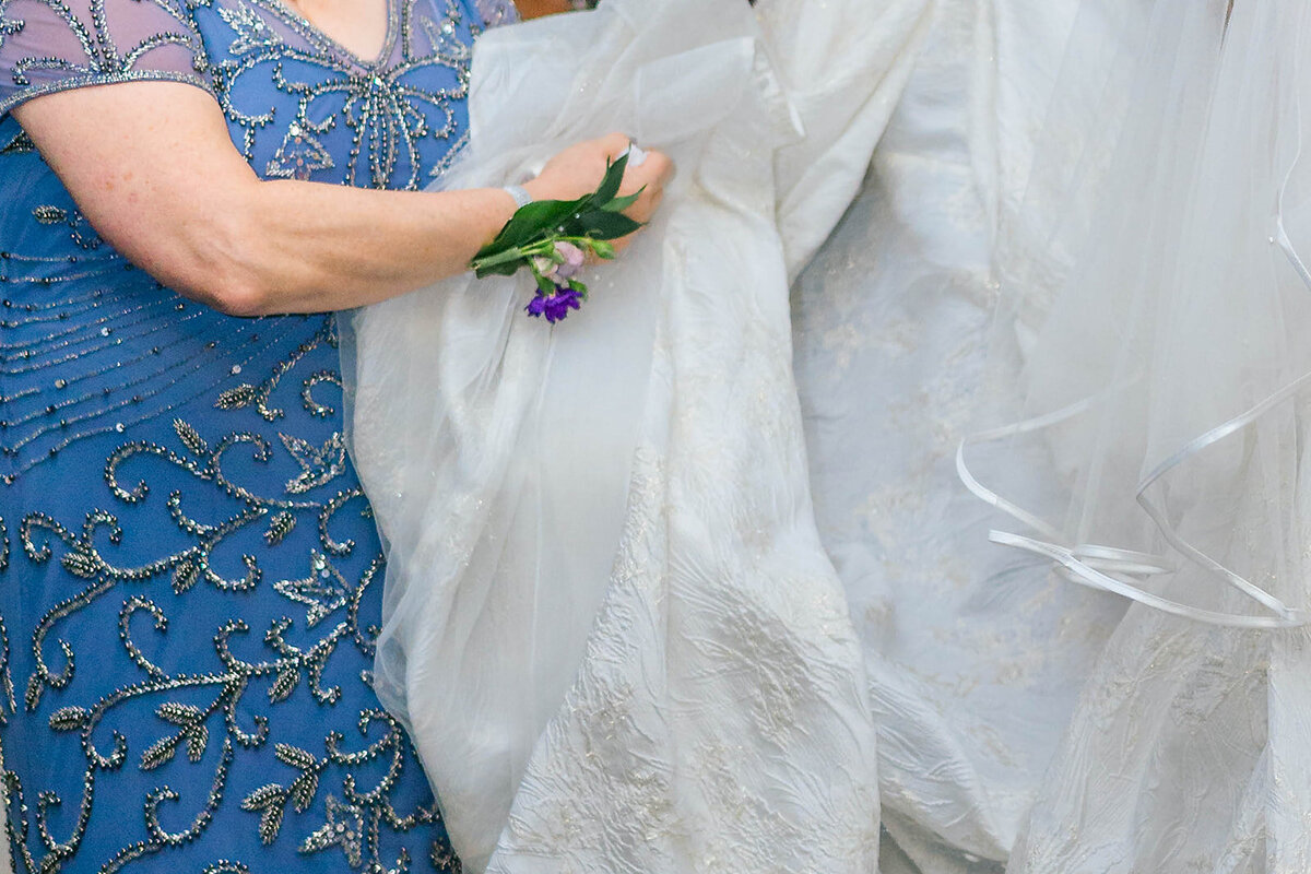 Eliana-Melmed-Photography-Chicago-LosAngeles-Jewish-WeddingPhotography-Chuppah-00102