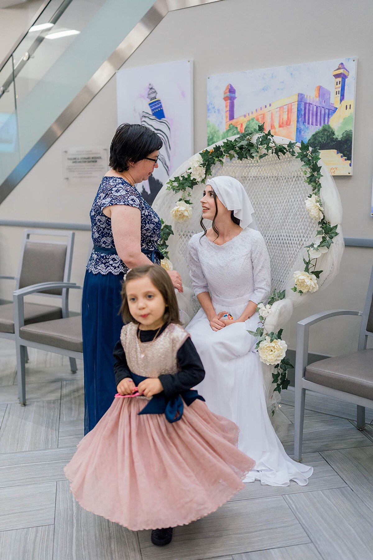 Eliana-Melmed-Photography-Chicago-LosAngeles-Jewish-WeddingPhotographer-CarmiKalman-KabbalatPanim-00110