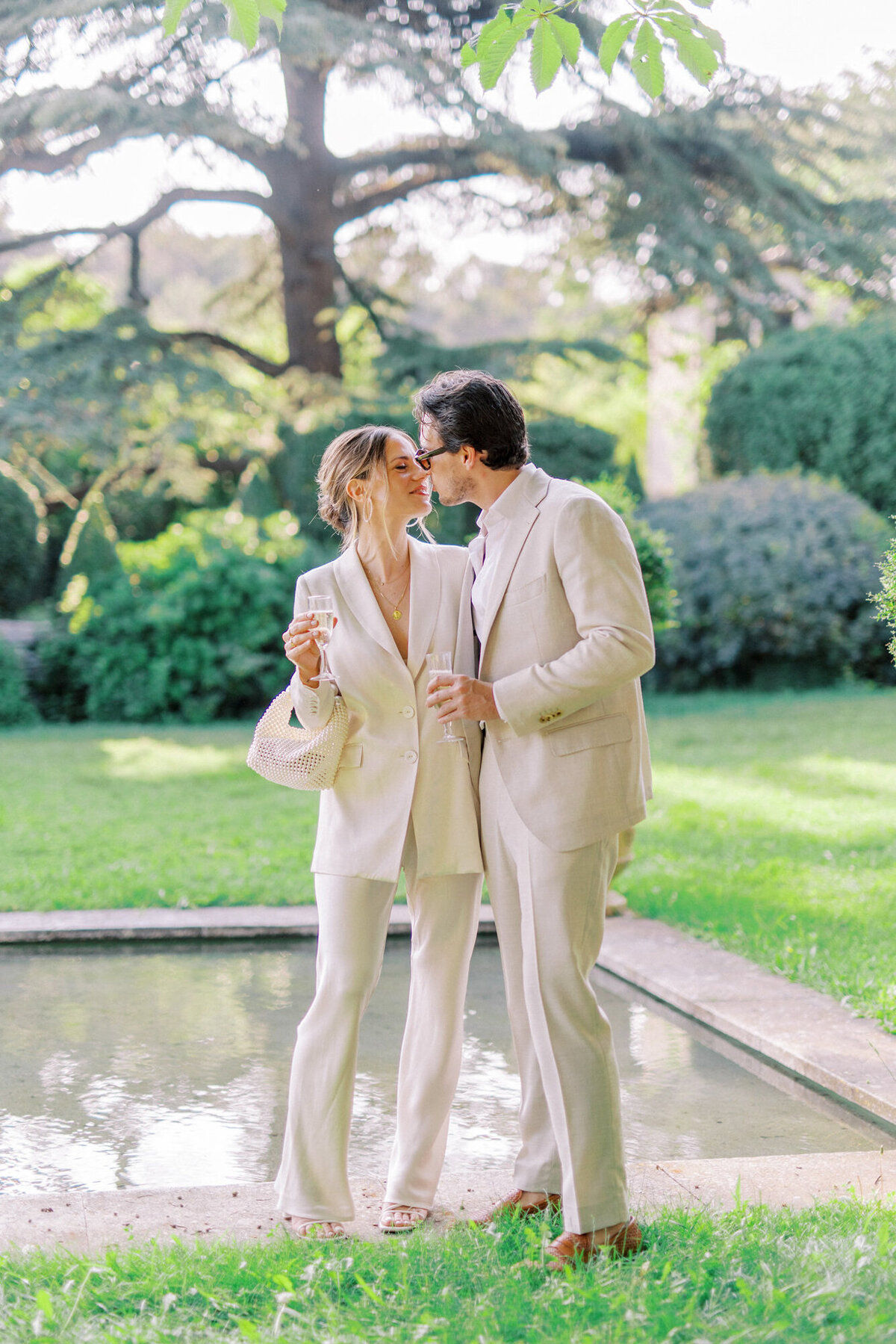 Maïlys Fortune Photography Husband Wife Wedding Weddings Photography France Switzerland Italy Timeless Dreamy Imagery Bilingual French English Destination Weddings Destination Wedding Provence French Riviera Paris Lake Como Tuscany146
