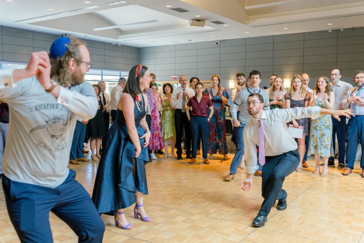 Eliana-Melmed-Photography-Chicago-LosAngeles-Jewish-WeddingPhotography-ShulaNoah-Shtick-00139