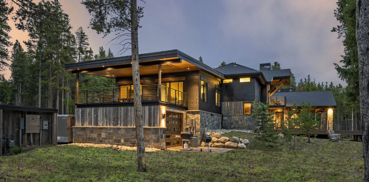 006- 224 Tarnwood Exterior