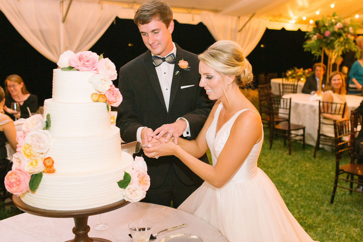 Charleston Newlyweds Cut Ashley Bakery Wedding Cake