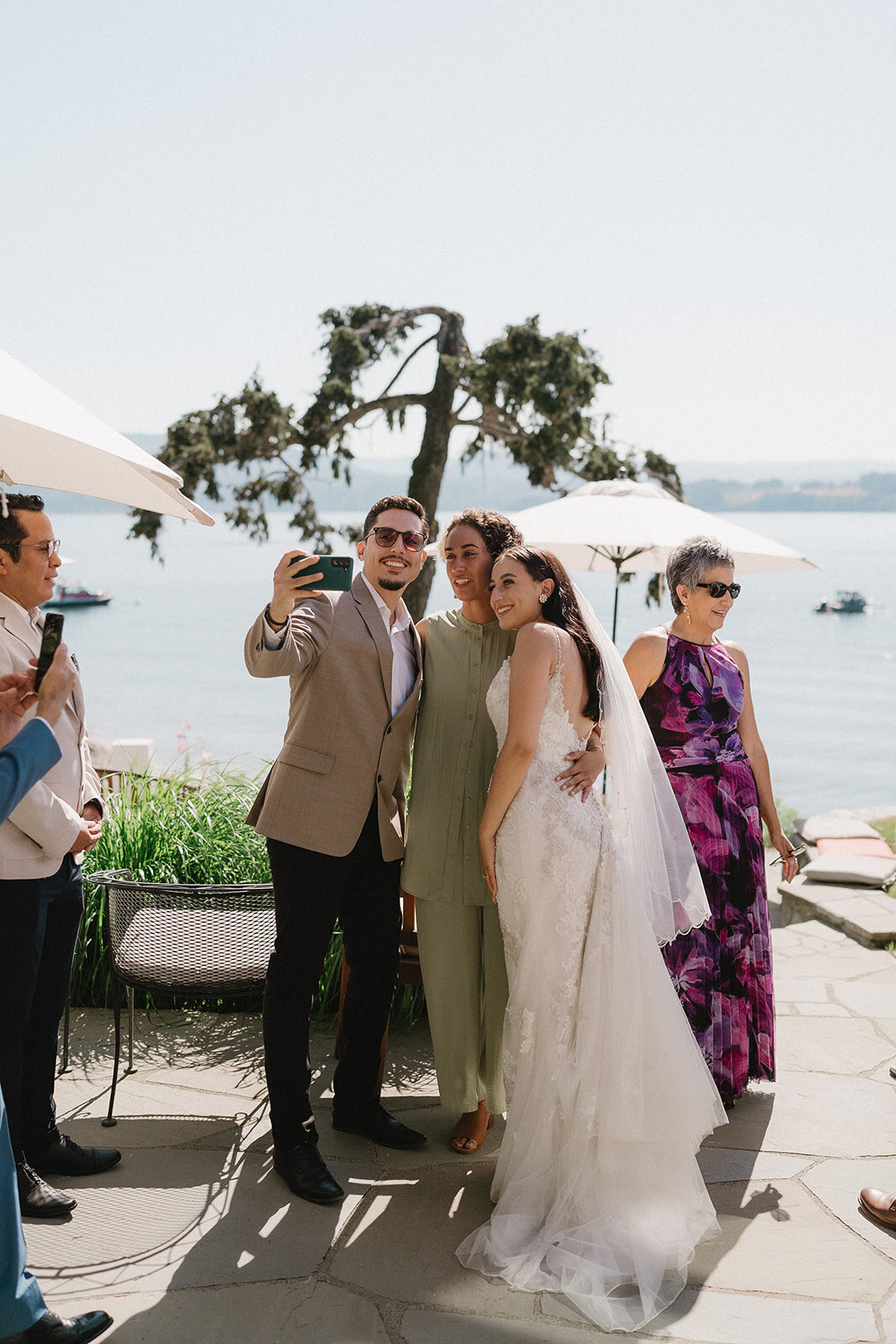 Victoria-BC-Backyard-Wedding-15