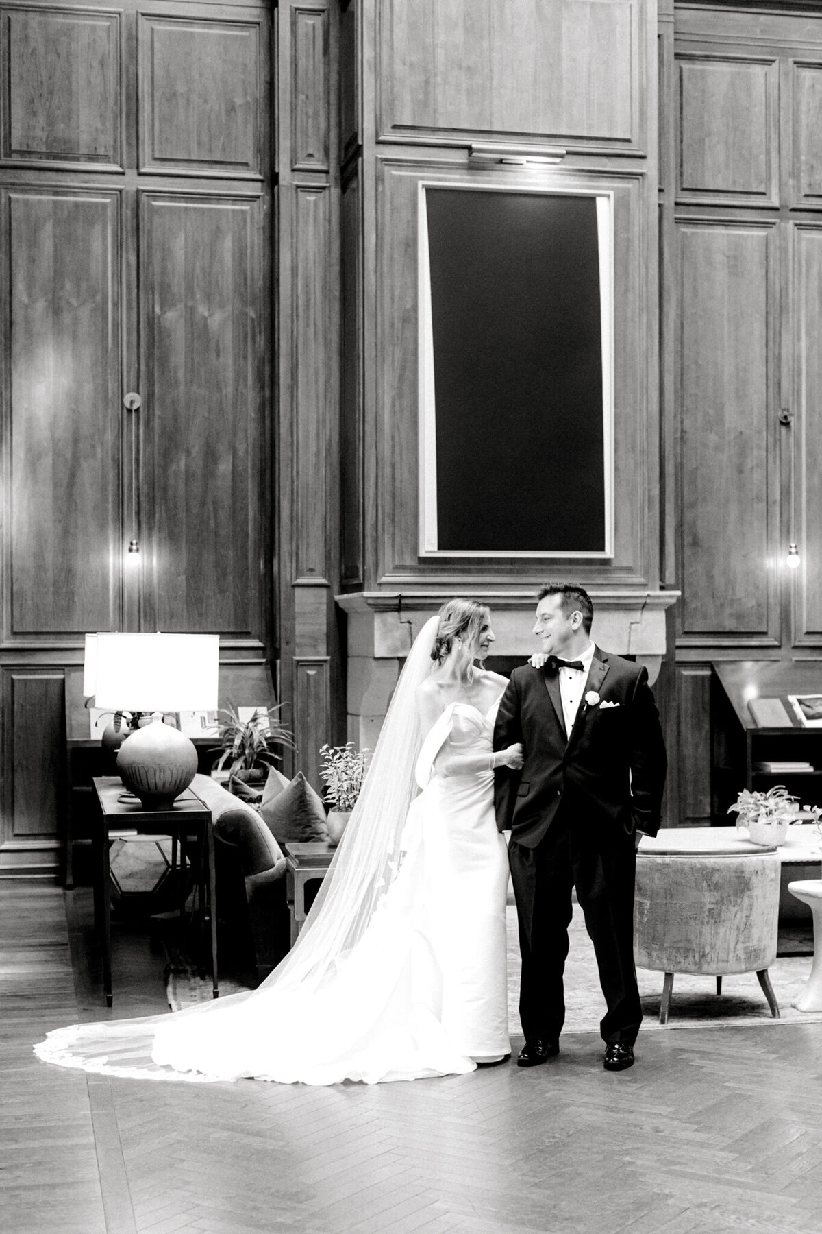 Virginia & Michael's Wedding at the Adolphus Hotel | Dallas Wedding Photographer | Sami Kathryn Photography-126