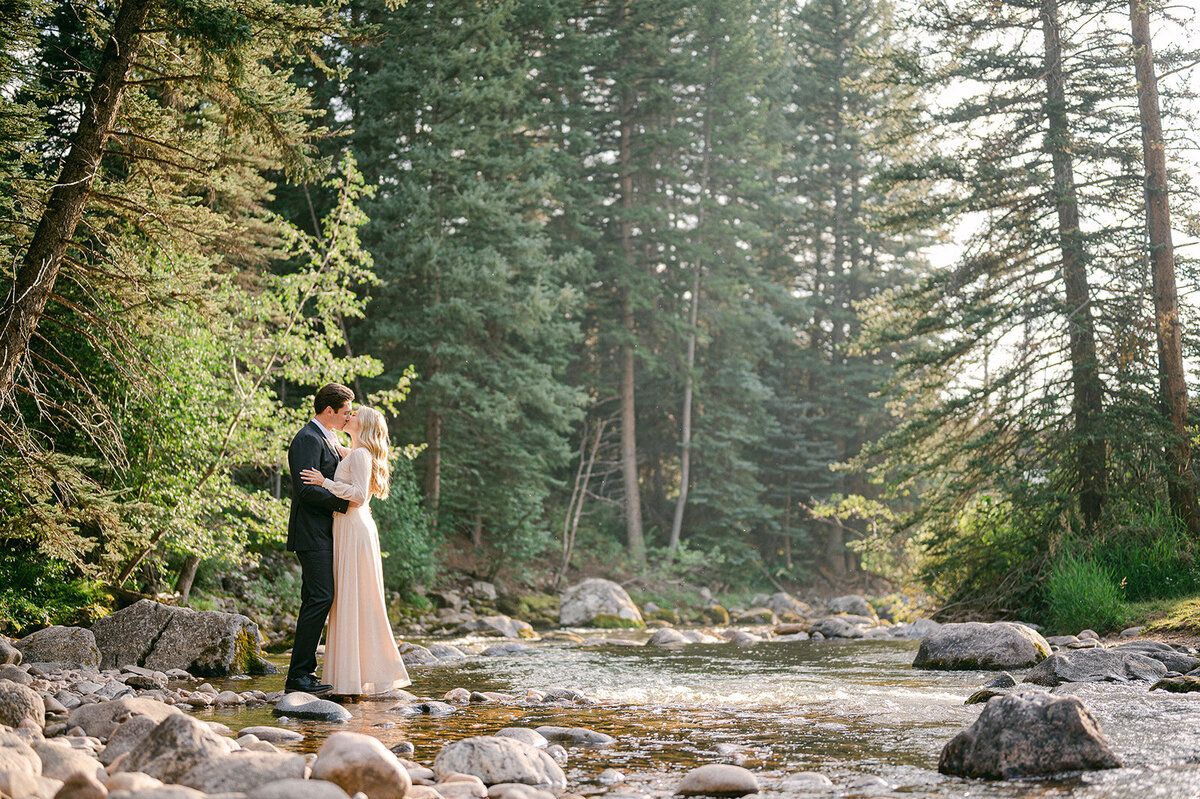 whimsical-vail-village-summer-engagement-by-jacie-marguerite-46