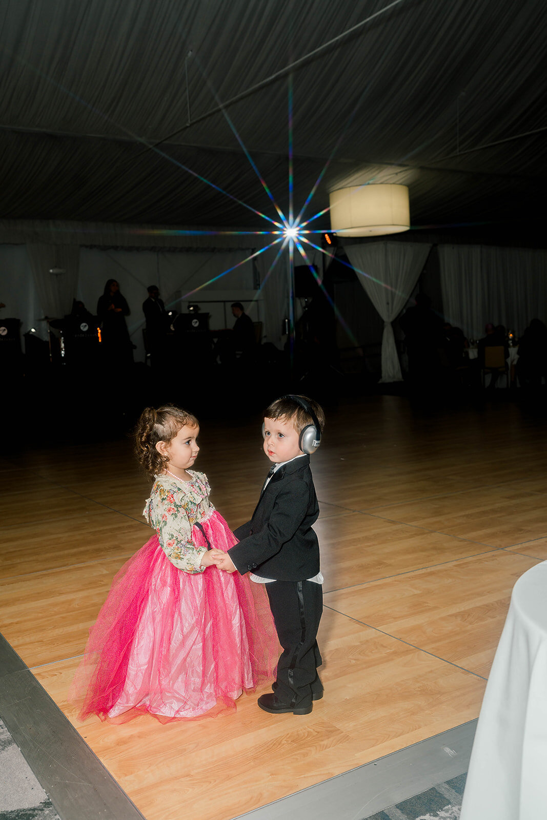 Eliana-Melmed-Photography-Chicago-LosAngeles-Jewish-WeddingPhotography-DInnerSpeeches-00037
