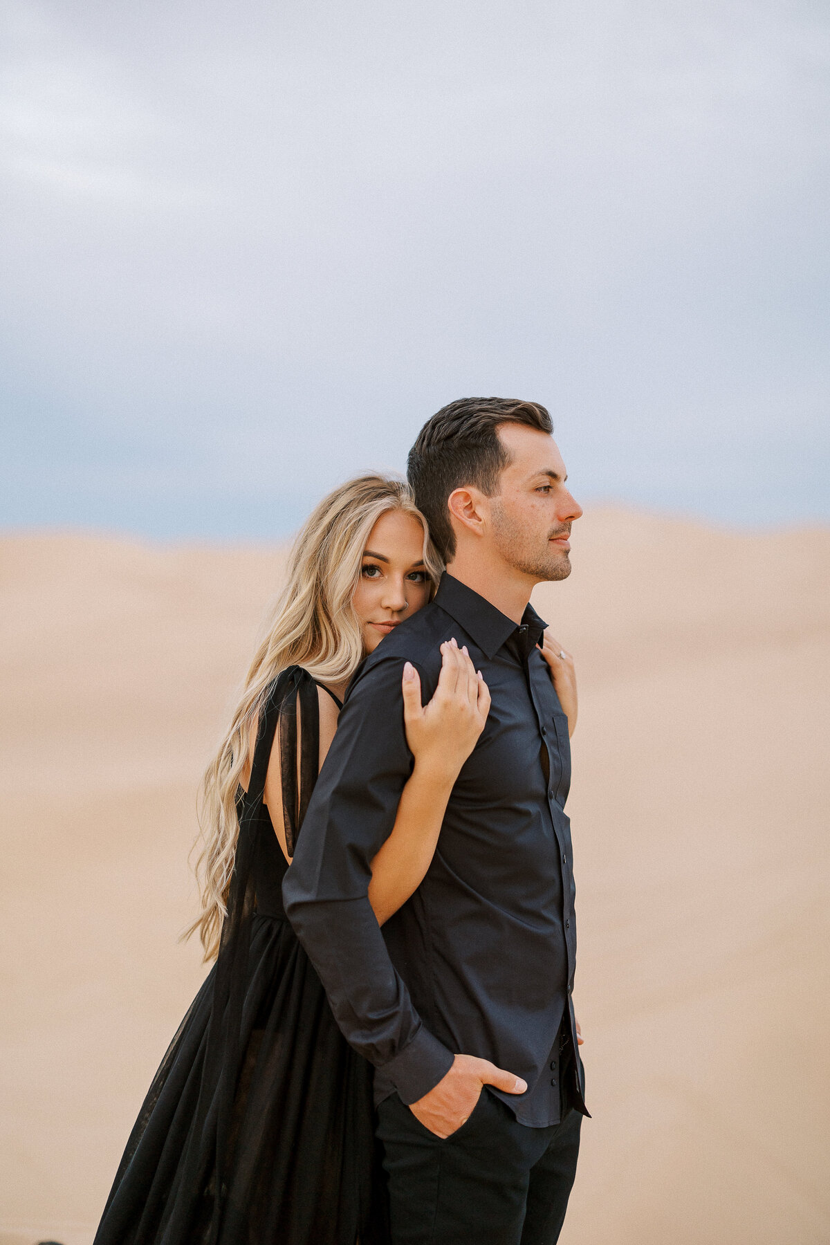 Sand Dunes Engagement Session - Ellie + Cody - Justine Grace Photography-11