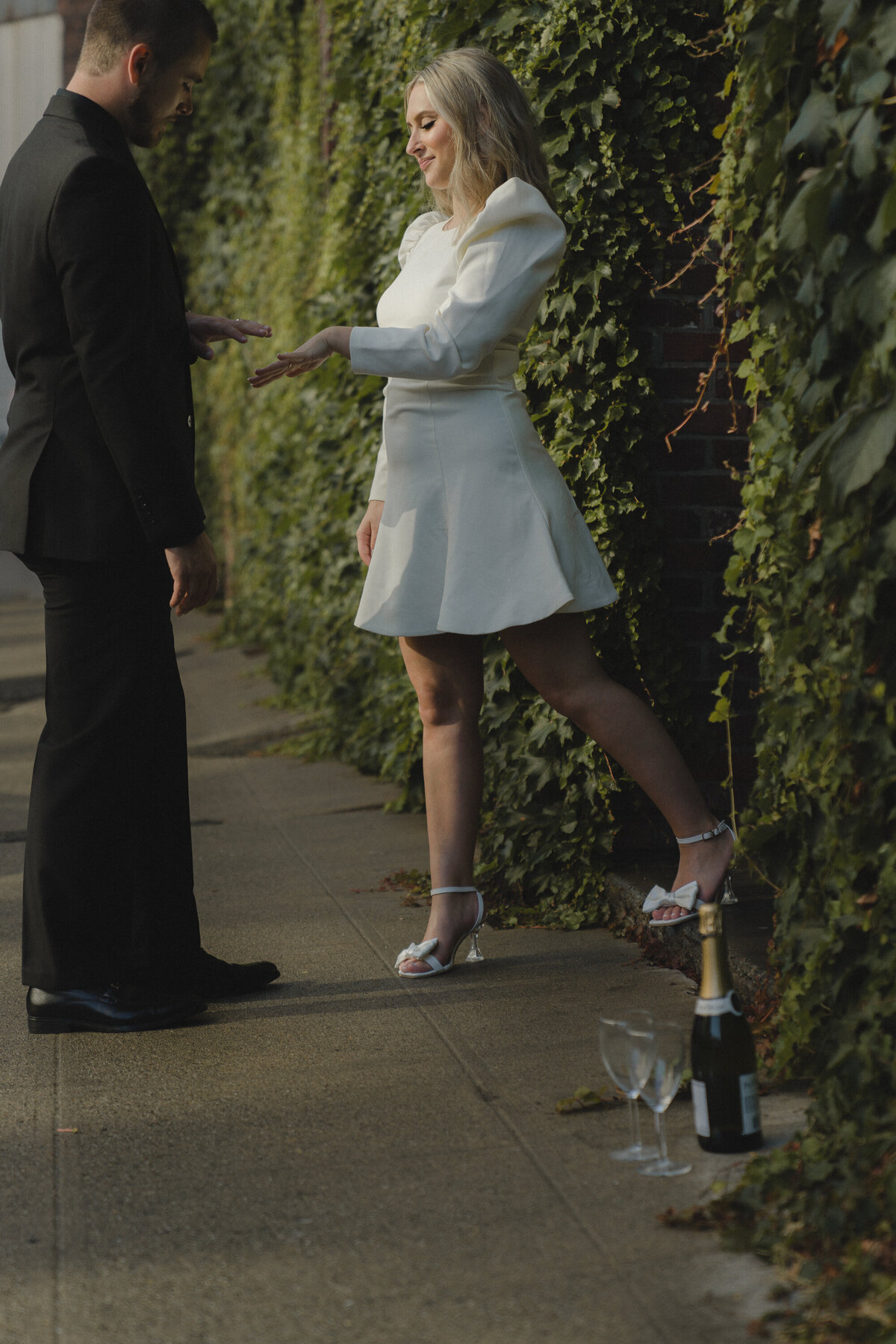 Sara-Canon-Elopement-Downtown-Seattle-WA-Amy-Law-Photography-50