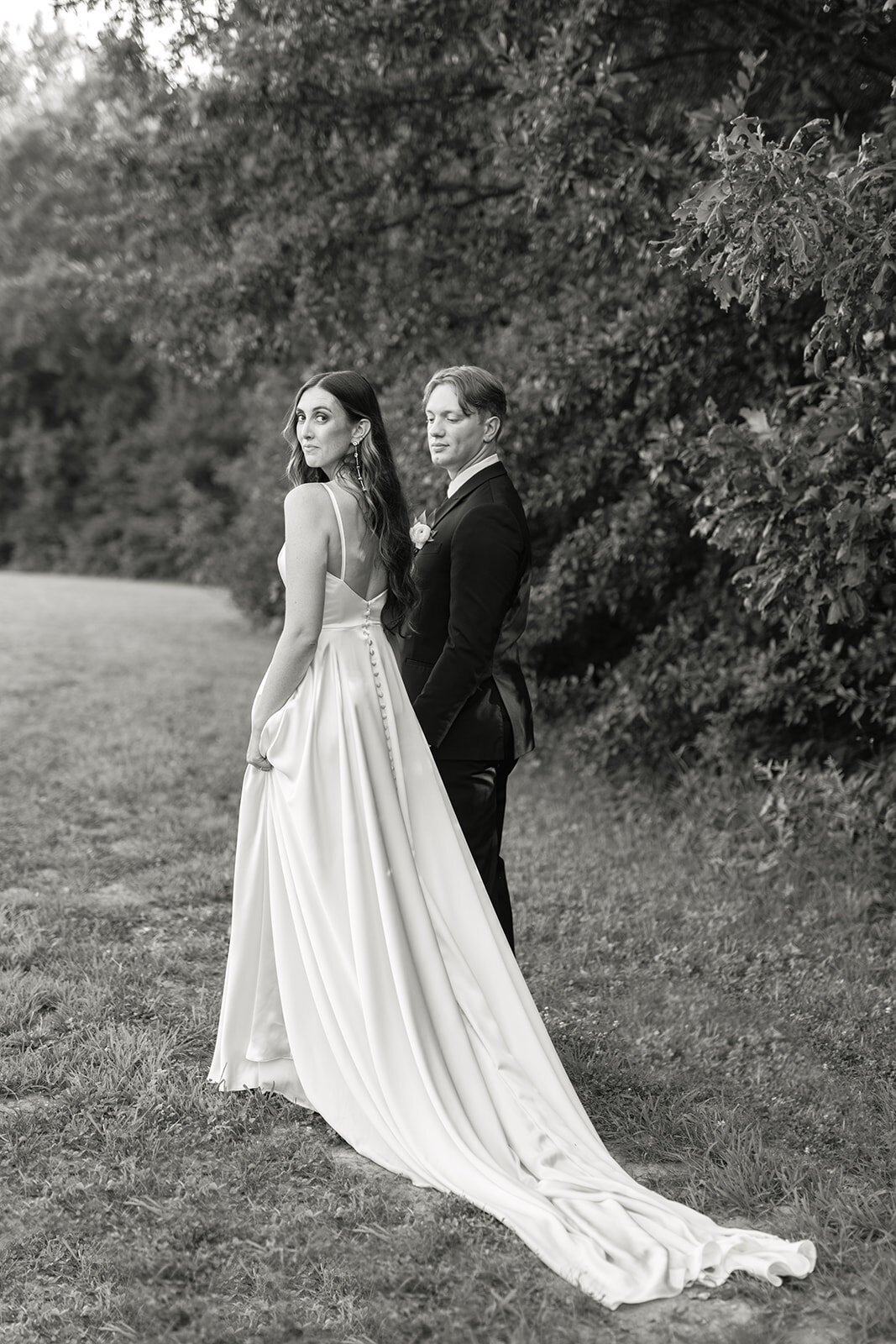 Rebecca and Dan _ The Ridge Wedding Venue _ Kansas City Wedding Photography _ Nick and Lexie Photo + Film-1189