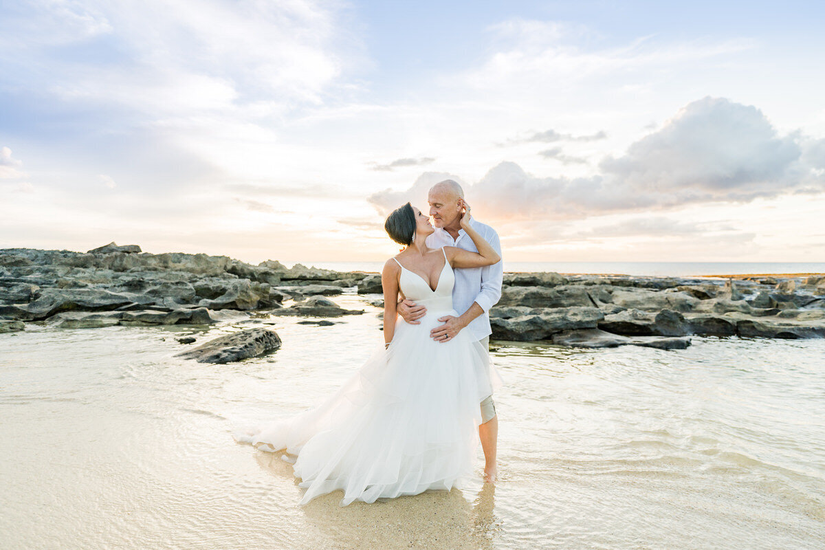 Oahu beach weddings-18