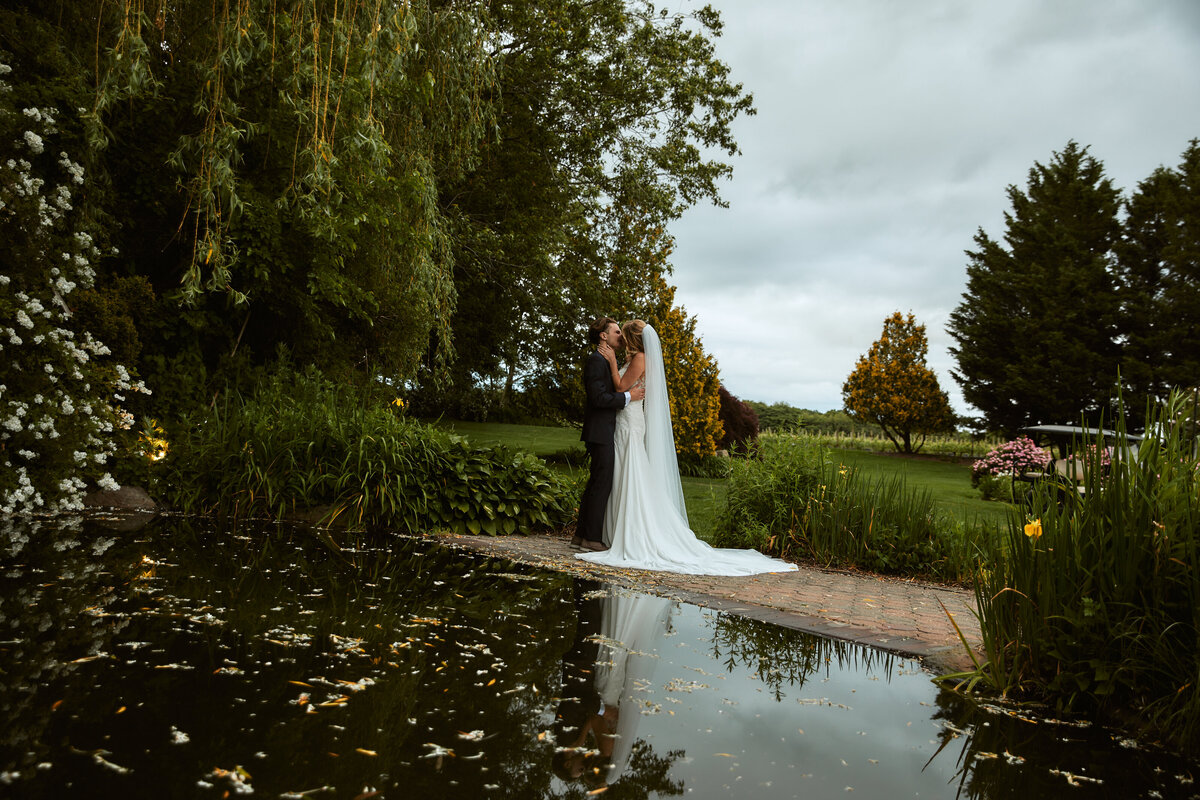 Cleveland wedding photographer