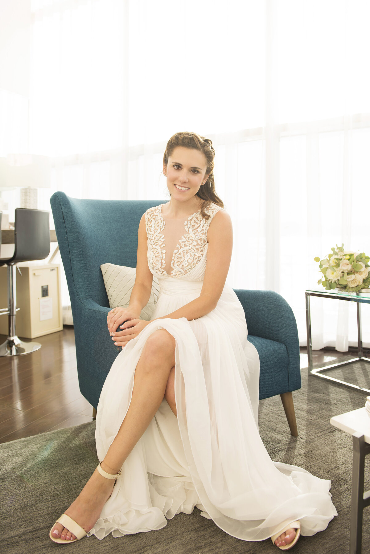 neutral-glam-wedding-makeup-pier-sixty-the-lighthouse-nyc-wedding-anabelle-makeup-4