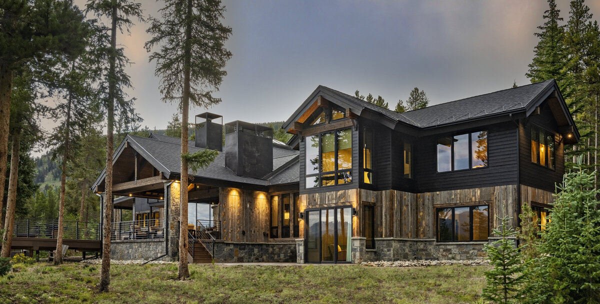 002- 224 Tarnwood Exterior