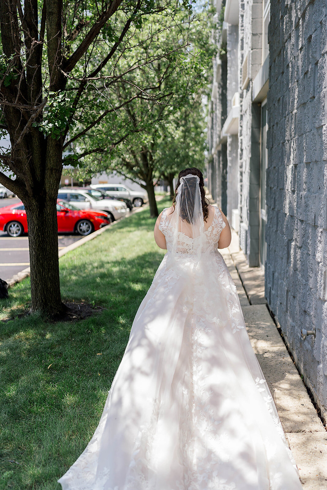 Eliana-Melmed-Photography-Chicago-LosAngeles-Jewish-WeddingPhotography-ElianaSklar-FirstLook-00035
