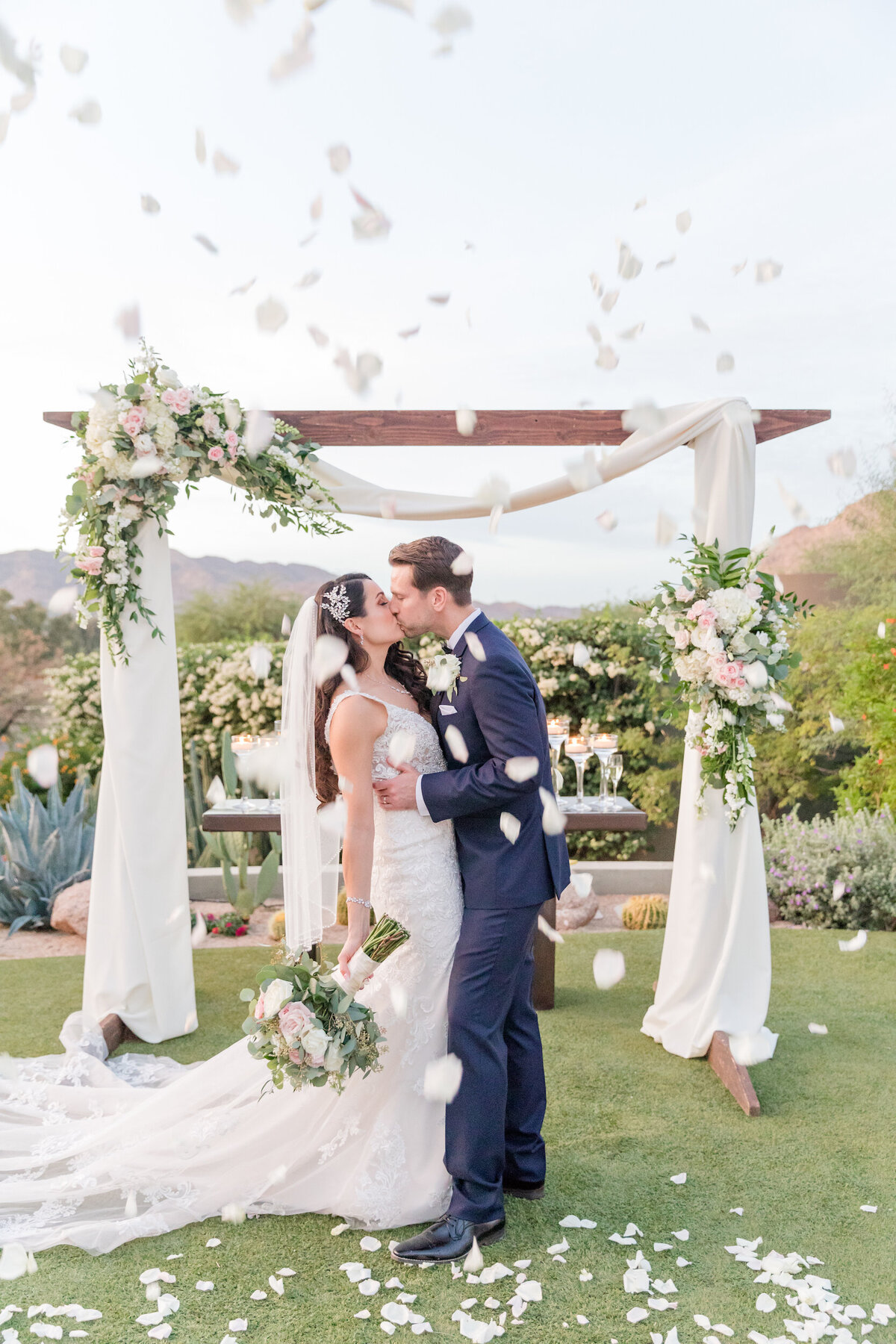 Shelby-Lea-Scottsdale-Arizona-Wedding-Photography26