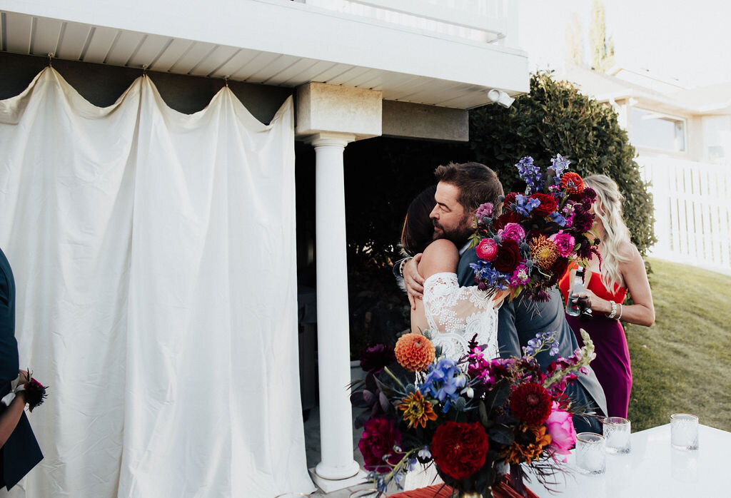 violet-arden-floral-bold-colors-wedding