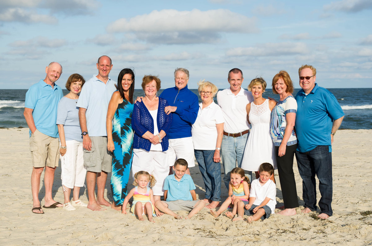 extended family beach portraits lbi