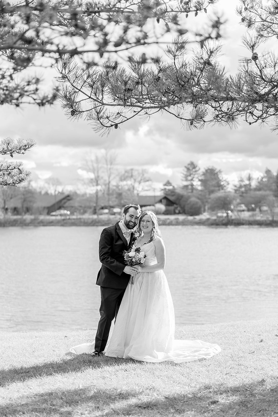 Eliana-Melmed-Photography-Chicago-LosAngeles-Jewish-WeddingPhotography-CouplePortrait-00021