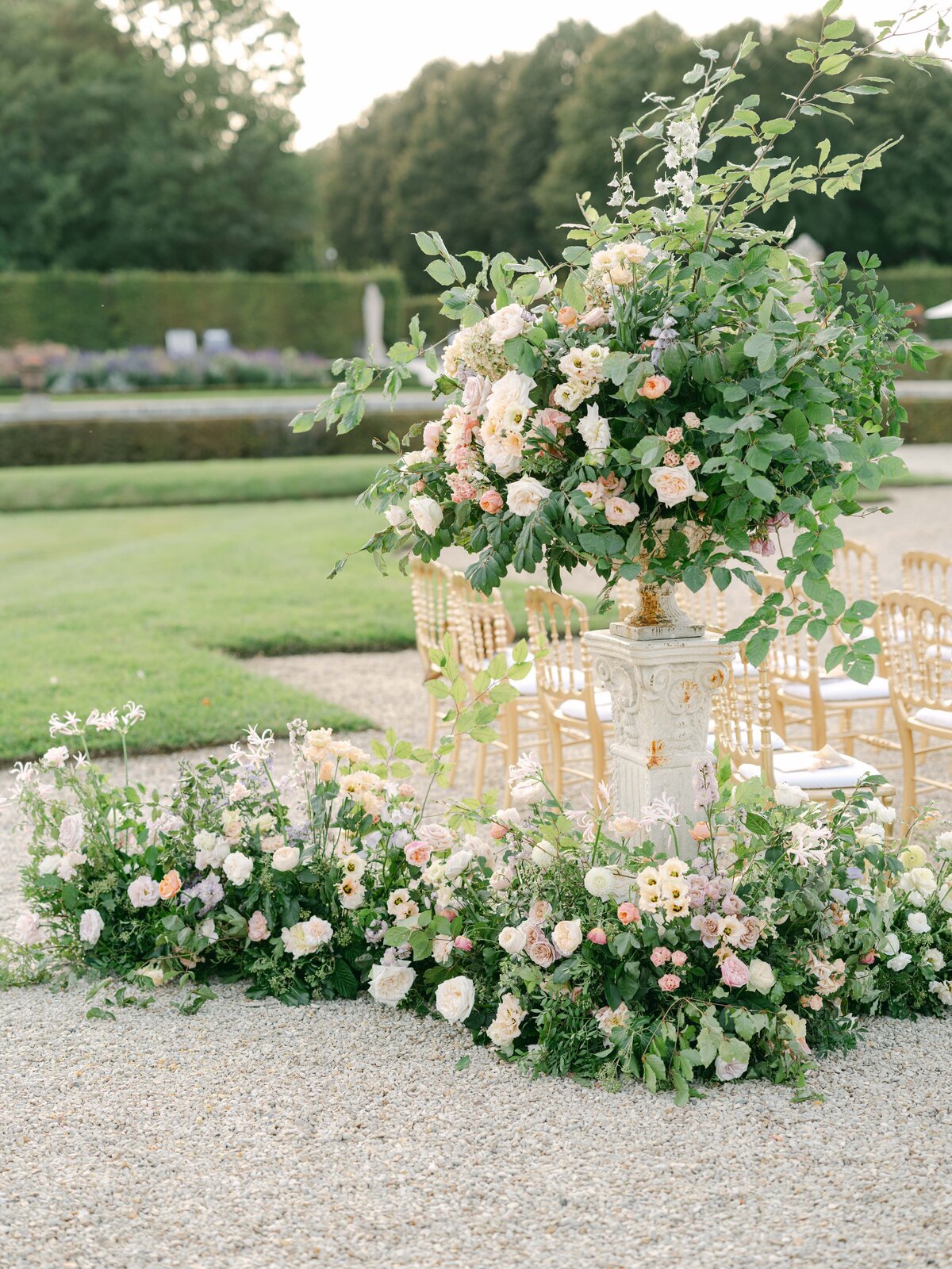 Chateau-Vaux-le-vicomte-wedding-florist-FLORAISON38