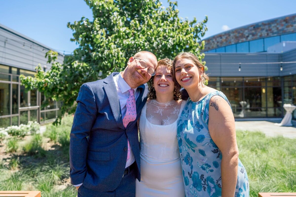 Eliana-Melmed-Photography-Chicago-LosAngeles-Jewish-WeddingPhotography-ShulaNoah-FamilyFormals-00036