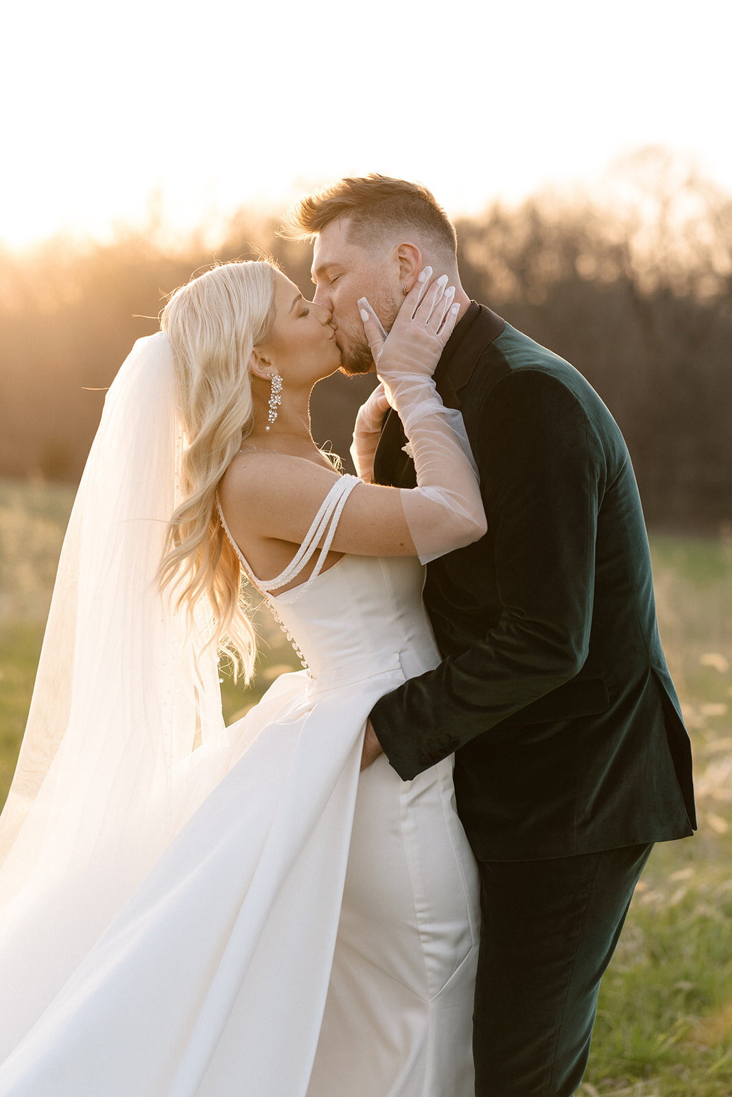 Skylar and Keaton - White Iron Ridge - Kansas City Wedding Photography - Nick and Lexie Photo Film-1008