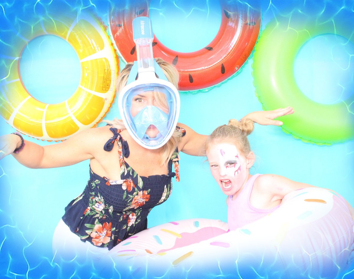 pool party photo booth