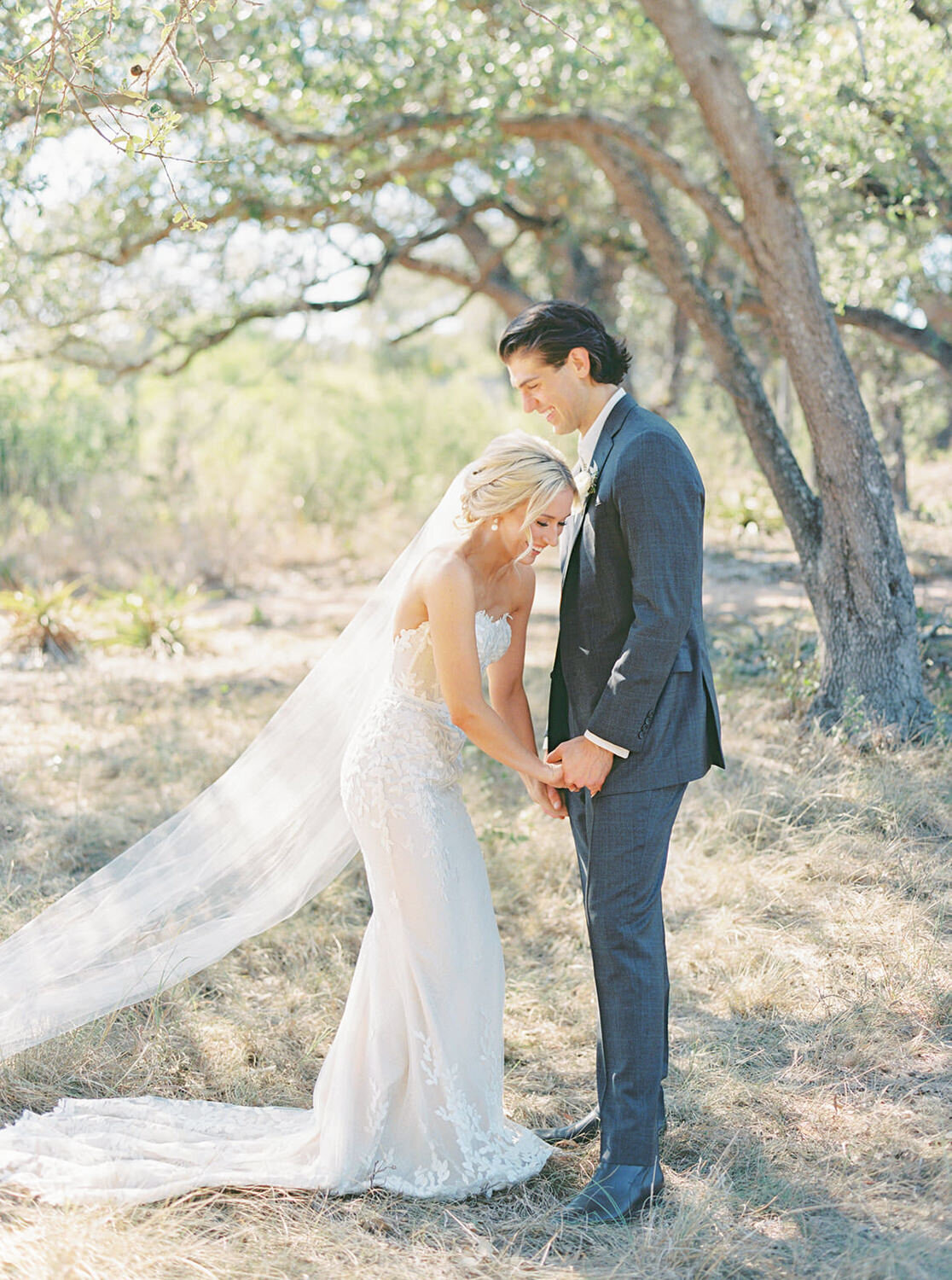 161-Texas-Film-Wedding-Photographer-RuétPhoto-GraceArya-Wedding-featherandtwine-281