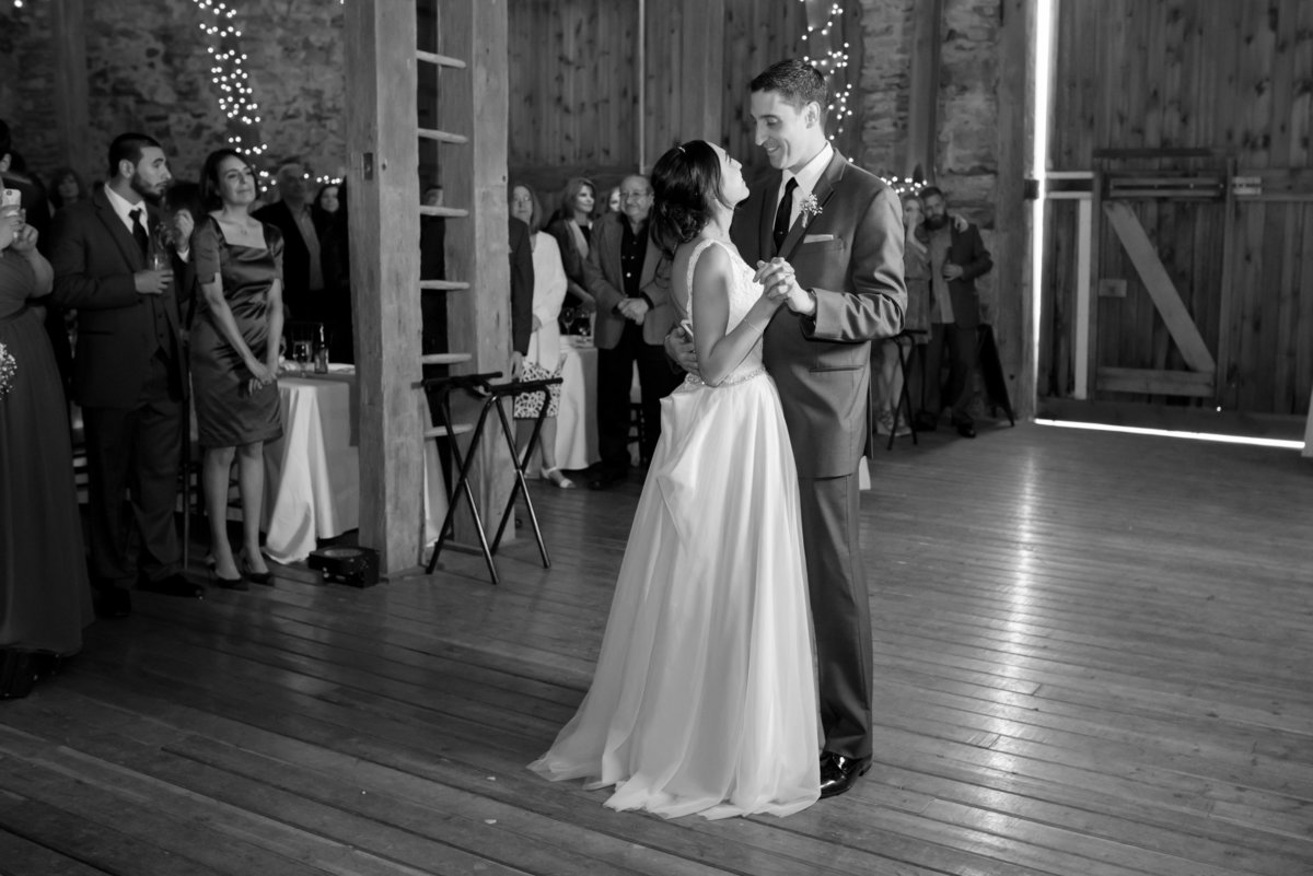 Rustic Barn Wedding Pennsylvania-Rodale Institute Wedding Raquel and Daniel Wedding 21218-13