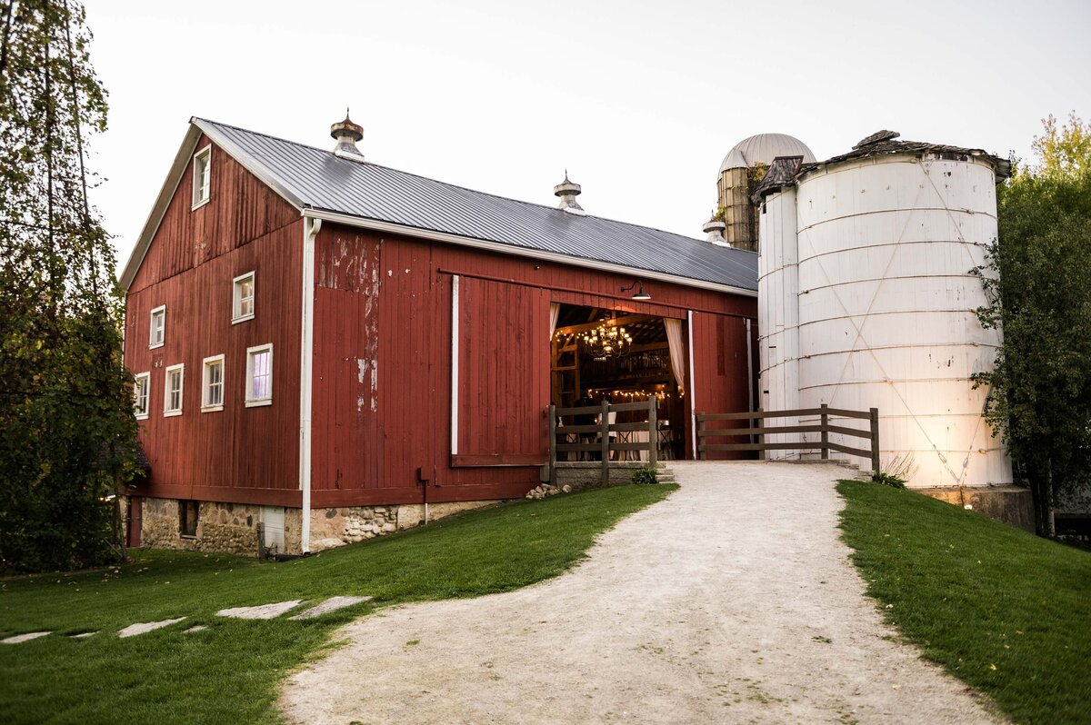 The-Barn-At-Wagon-Wheel-Farm-Photographer-150
