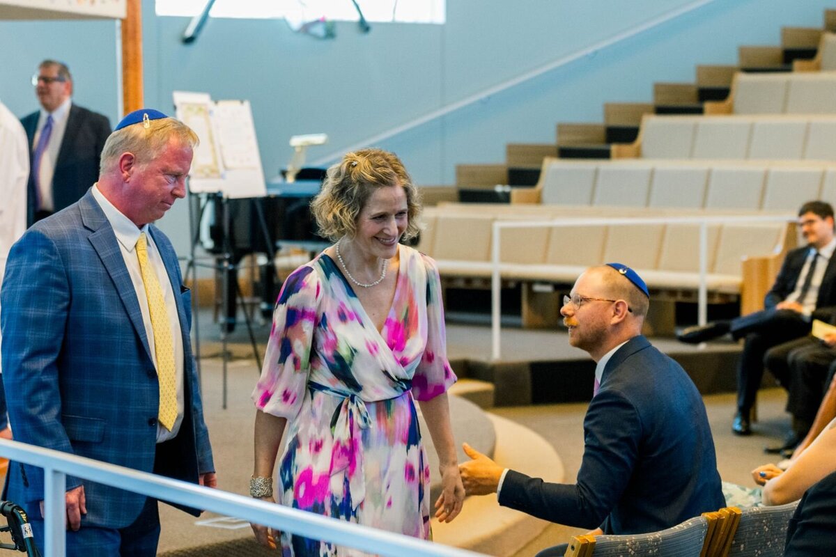 Eliana-Melmed-Photography-Chicago-LosAngeles-Jewish-WeddingPhotography-ShulaNoah-Chuppah-00227