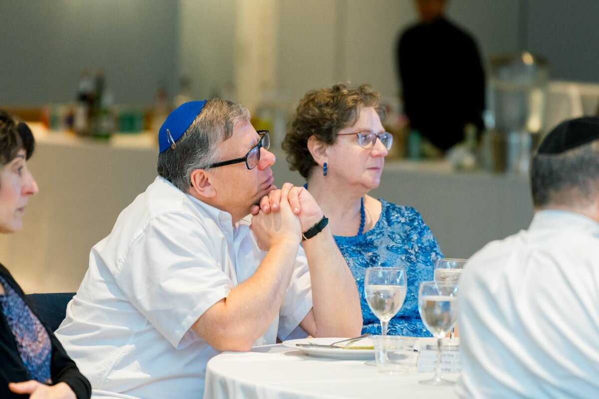 processed_ElianaMelmedPhotography_JewishWeddingPhotographer_ShulaNoah_Dancing-215