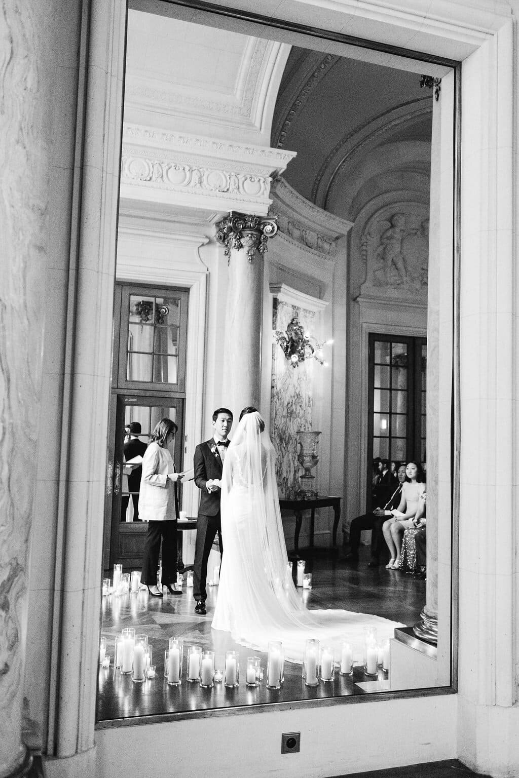 Bride-groom-wedding-ceremony-paris