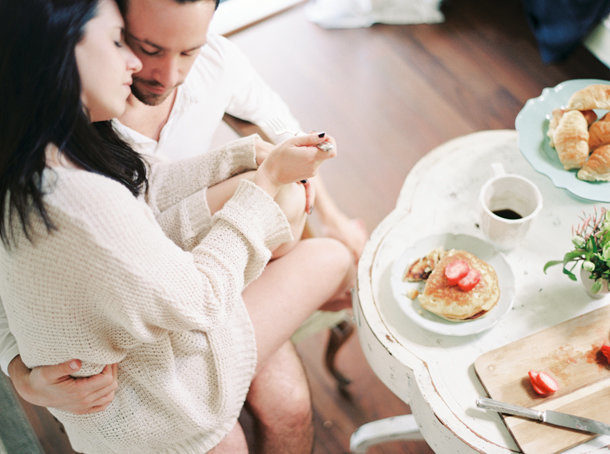 breakfast-in-bed-couples-boudoir-melanie-gabrielle-photography-29