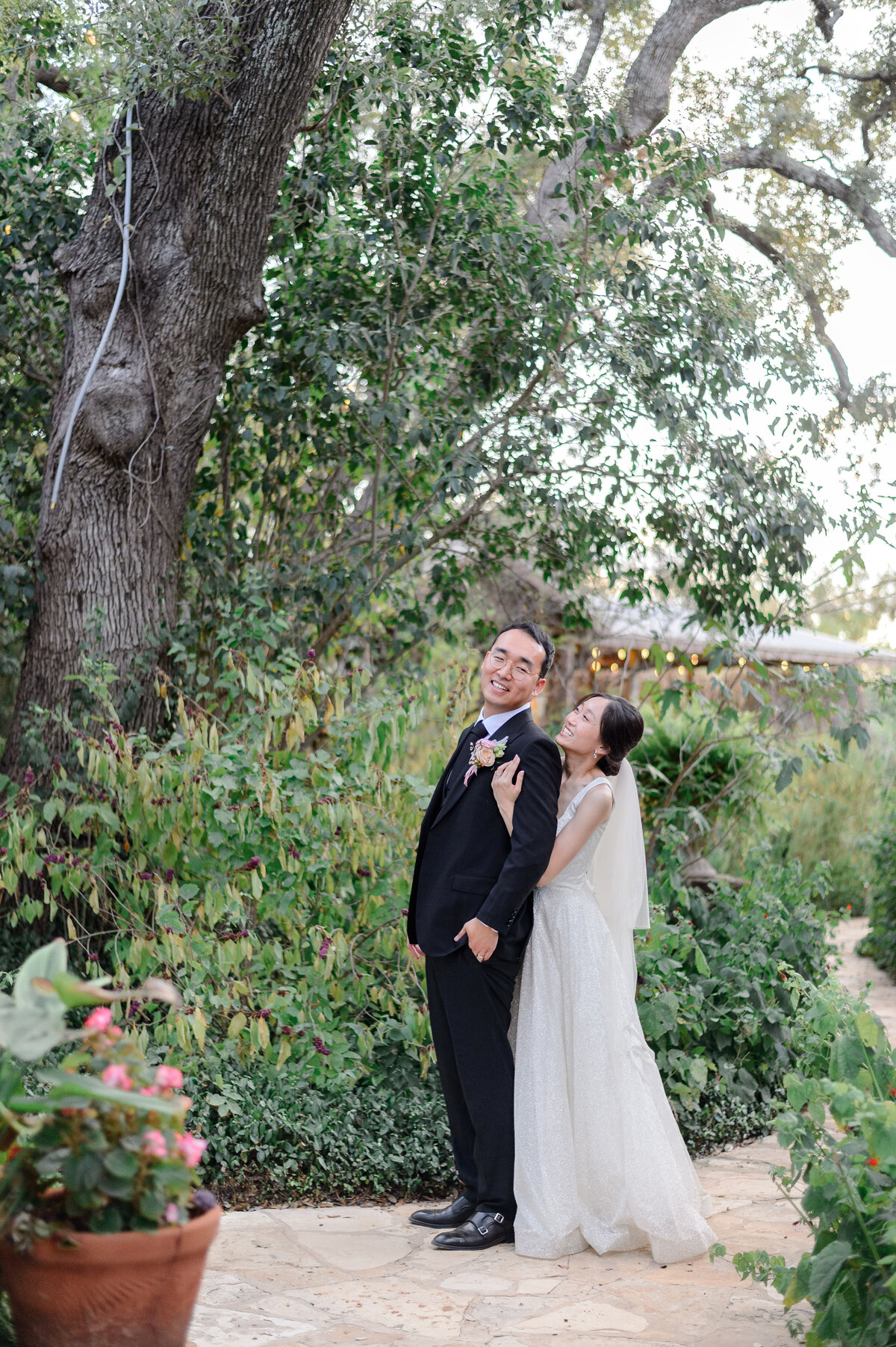 Hill Country Venue + Austin Wedding Photographer13
