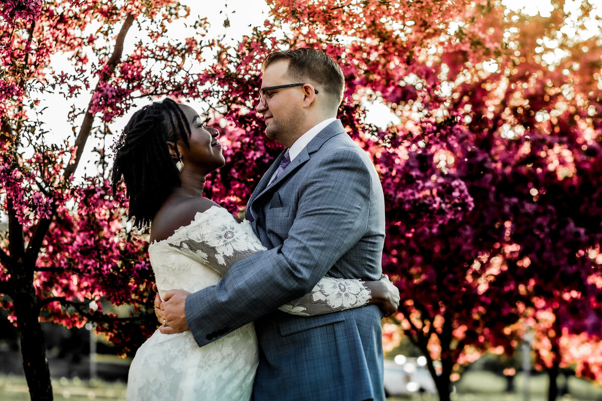 Como-Park-Conservatory-Saint-Paul-Minnesota-Summer-Wedding-Andy-Hardman-Photography29