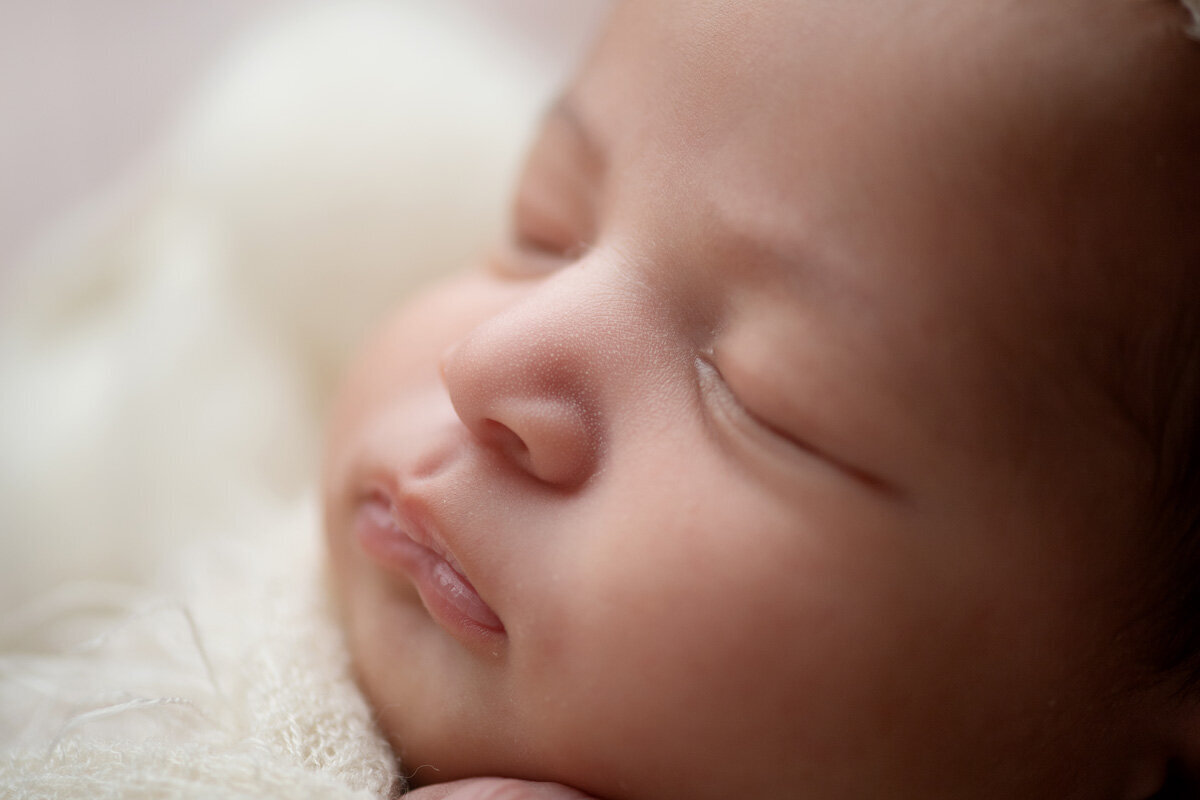 Newborn session of baby's face