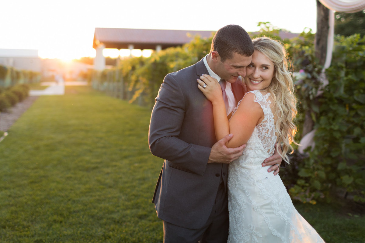 Pepin Heights Wisconsin and Villa Bellezza Winery wedding photography