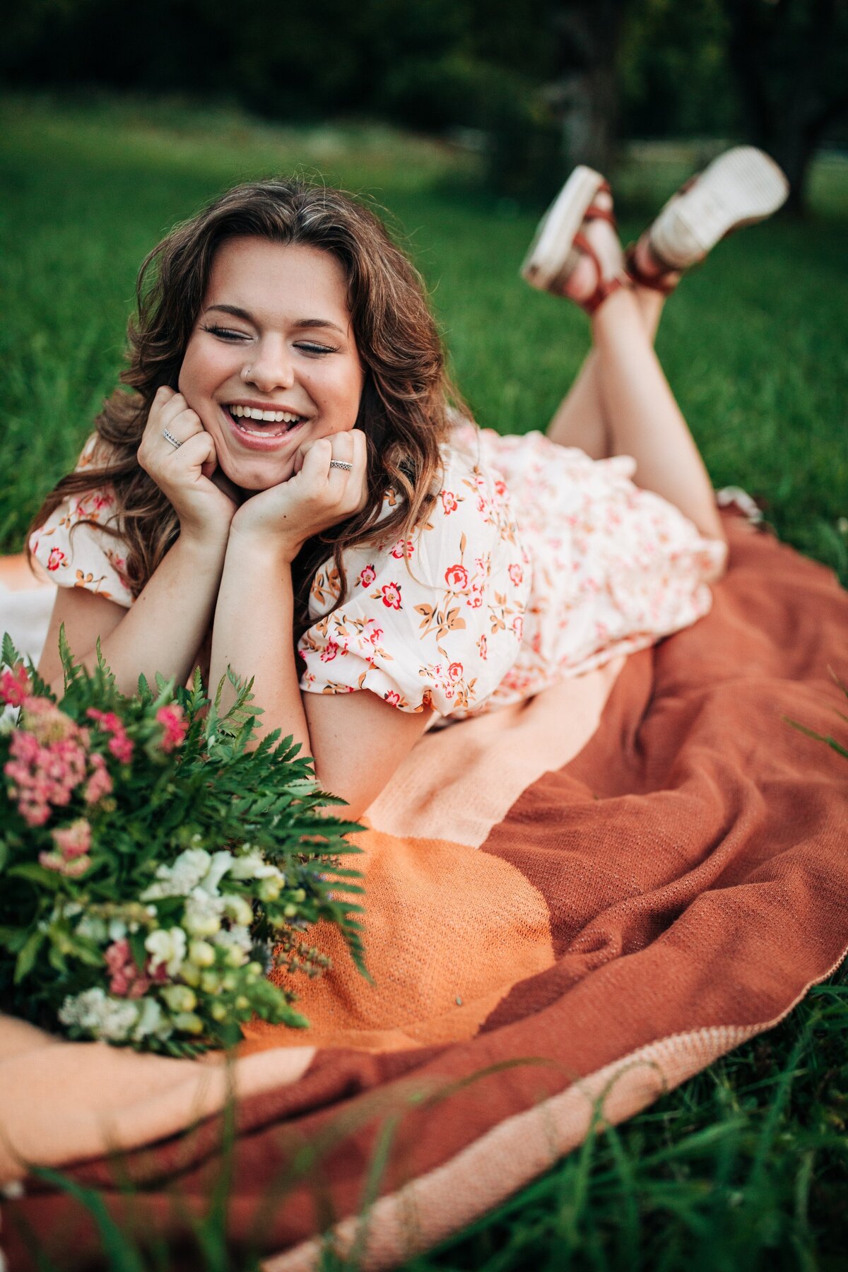 Golden-Hour-Senior-Portraits-Hartford-WI9