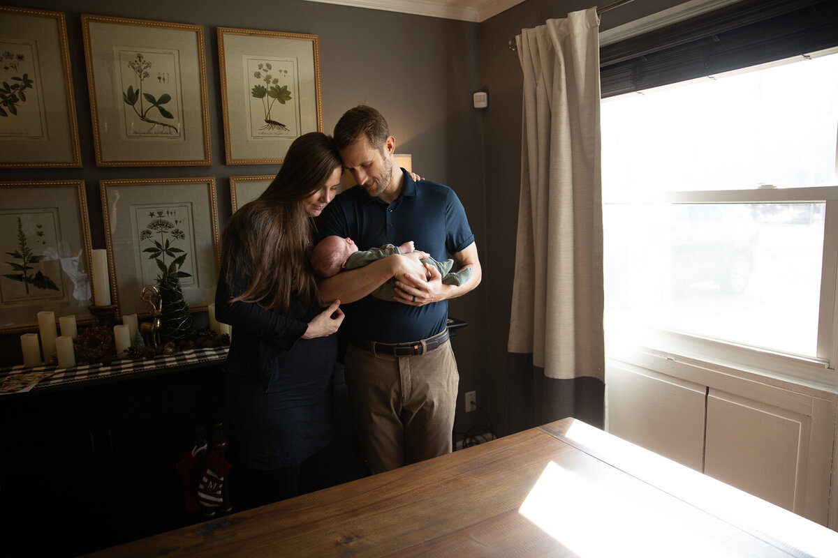 karen-stone-photography-in-home-newborn-baby-session-photographer-hester-mulreany-8