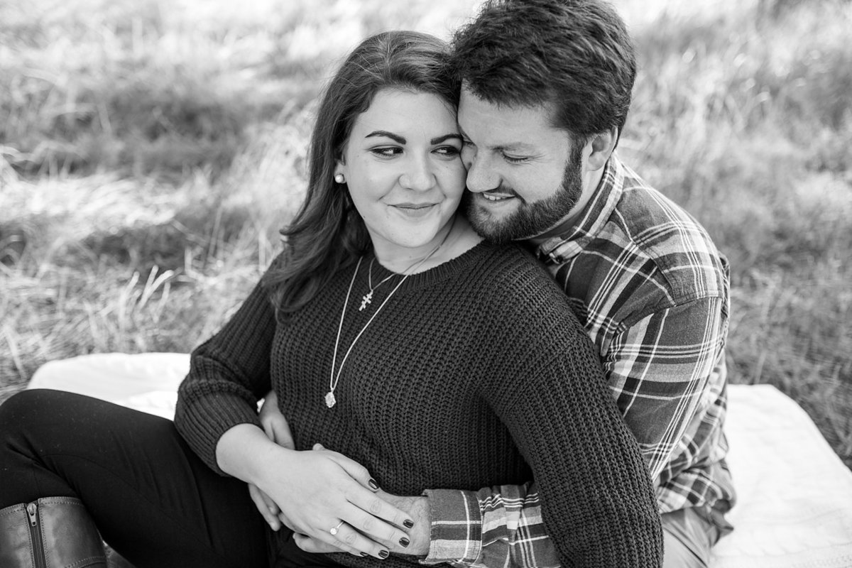 Seattle-engagement-photographer-Discovery-Park