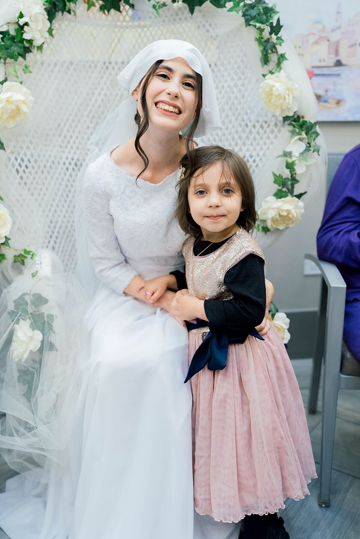 Eliana-Melmed-Photography-Chicago-LosAngeles-Jewish-WeddingPhotographer-CarmiKalman-KabbalatPanim-00055