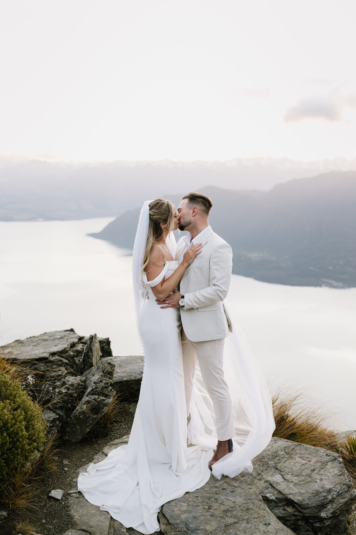 Melissa Clark Photography - Queenstown Wedding Photographer - Eunice & Robbie - Queenstown wedding shoot-306