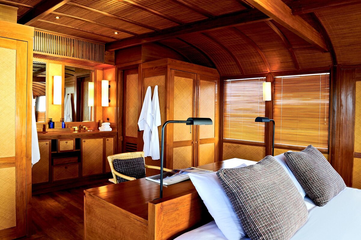 Luxury Yacht Charter Amanikan Master Cabin 2Indonesia