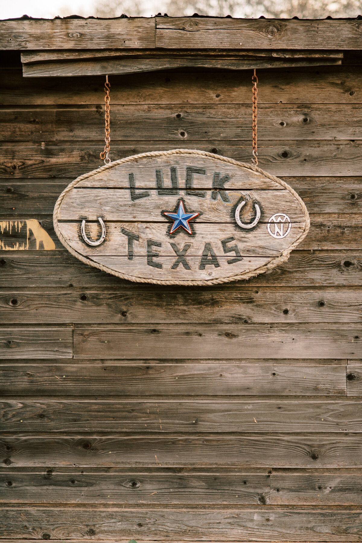 luck ranch-luck-ranch-spicewood-texas-willie-nelson-wedding-tonya-volk-photography-156