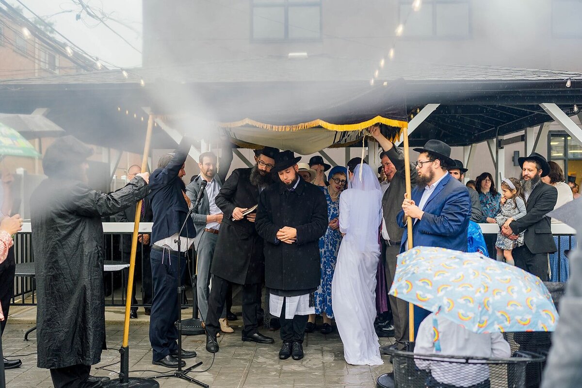 Eliana-Melmed-Photography-Chicago-LosAngeles-Jewish-WeddingPhotographer-CarmiKalman-Chuppah-00069