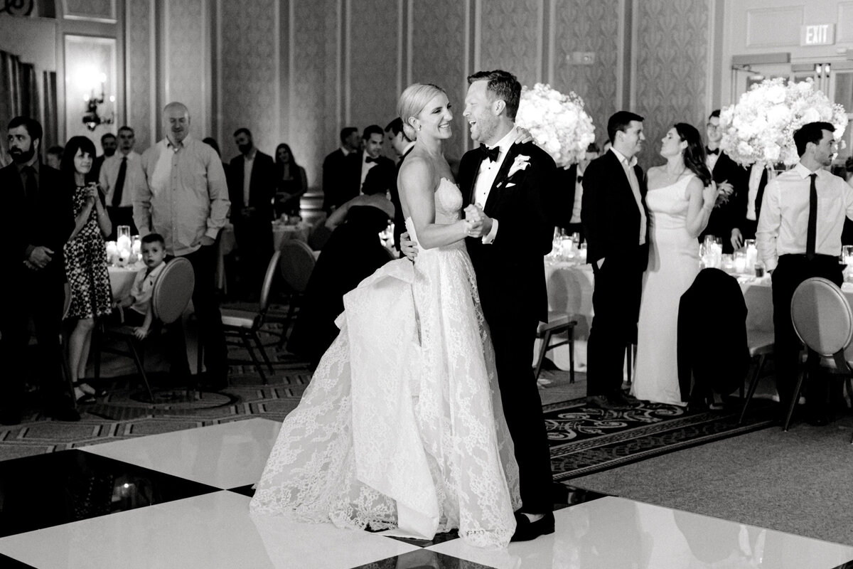 Katelyn & Kyle's Wedding at the Adolphus Hotel | Dallas Wedding Photographer | Sami Kathryn Photography-282